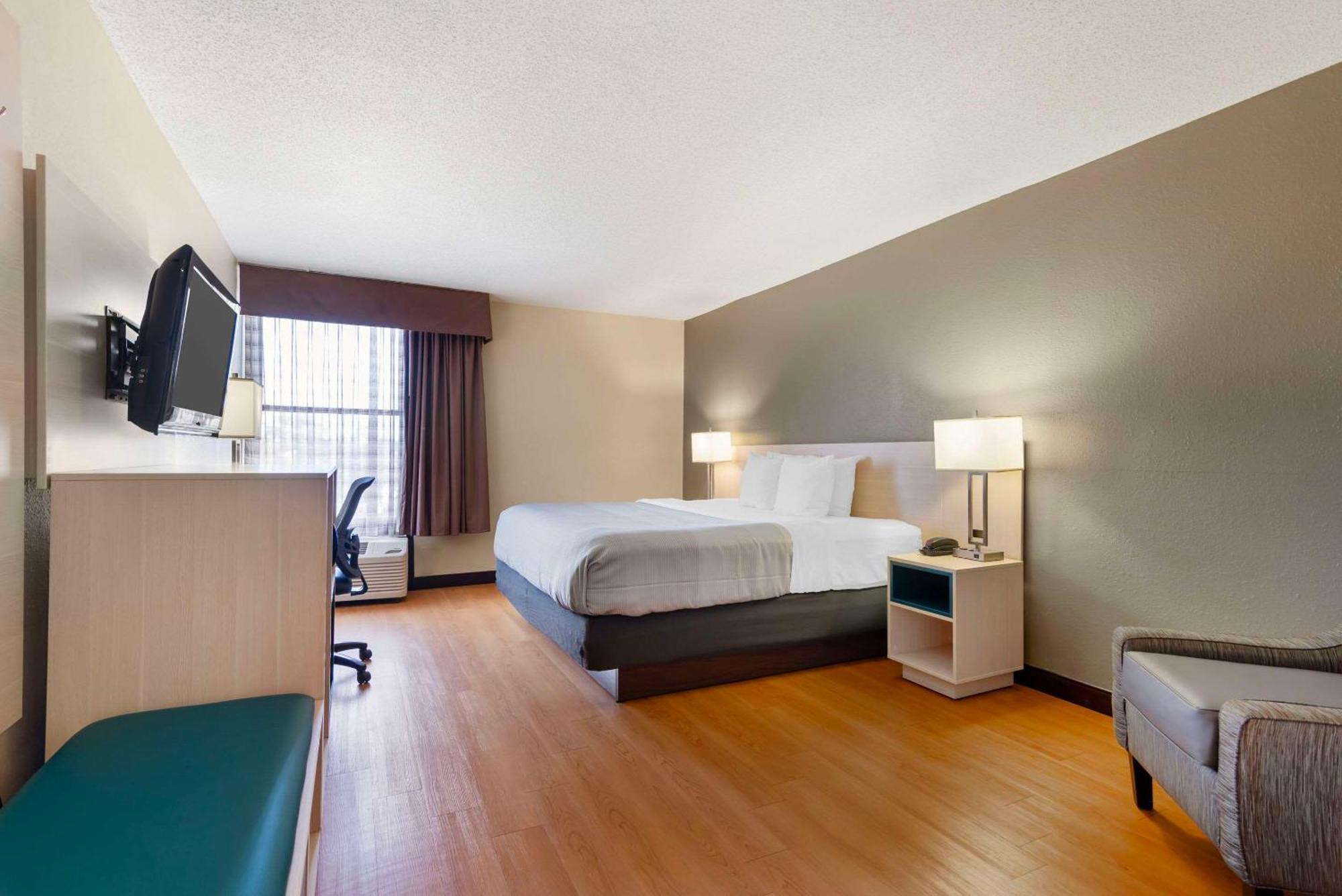 Quality Inn Valley - West Point Exterior foto